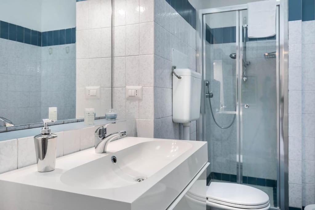Navigli - Duomo Apartment มิลาน ภายนอก รูปภาพ